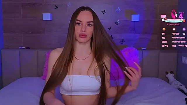 SaraCros online show from March 30, 2026, 5:42 am