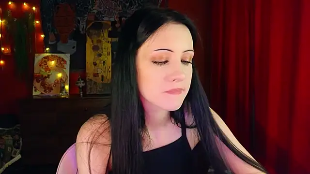 scarlett wow online show from June 11, 2026, 9:01 pm