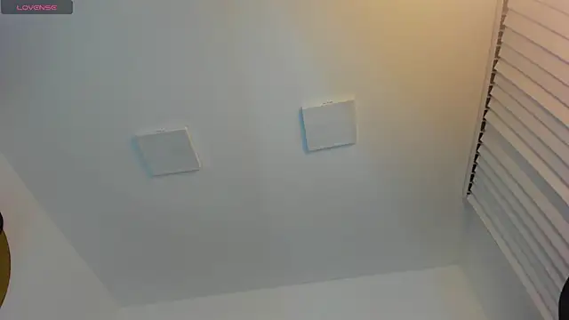 FaloonRoussel online show from September 19, 2025, 6:01 pm