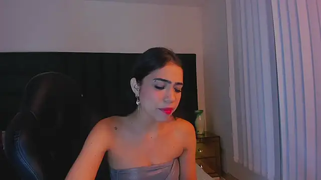 FaloonRoussel online show from September 20, 2025, 7:08 pm