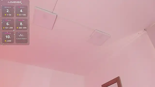 FaloonRoussel online show from October 14, 2025, 3:12 pm