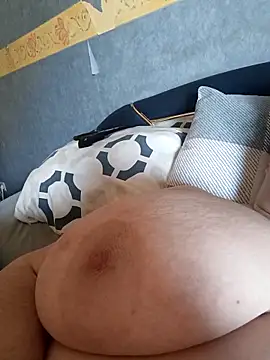 poussychats online show from March 16, 2025, 10:55 am