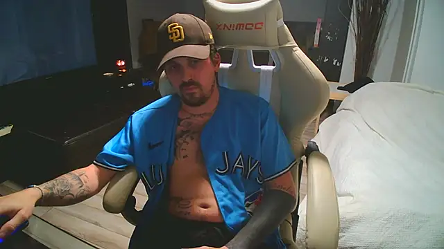 Snapshot of Tremblay_Simard chatting on December 3, 2025, 2:23 am Tremblay Simard online show from December 3, 2025, 2:23 am