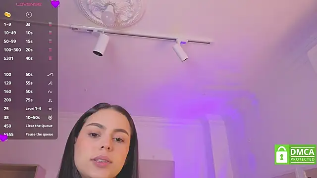 Aleejaa   online show from November 5, 2025, 11:57 am