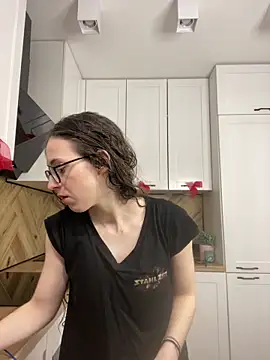 MartiniiSelenna online show from February 26, 2026, 6:57 am