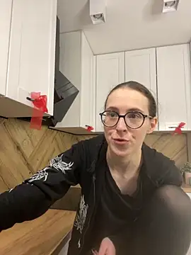 MartiniiSelenna online show from February 6, 2026, 6:53 am