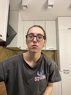 MartiniiSelenna online show from October 4, 2025, 5:53 am