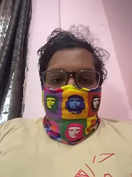 Snapshot of Yours_Teluguboii chatting on February 13, 2025, 7:24 am Yours Teluguboii online show from February 13, 2025, 7:24 am