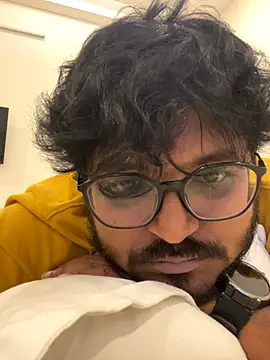 Snapshot of Yours_Teluguboii chatting on October 10, 2025, 7:09 am Yours Teluguboii online show from October 10, 2025, 7:09 am