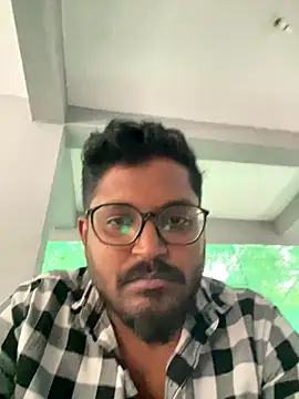 Snapshot of Yours_Teluguboii chatting on October 21, 2025, 7:19 am Yours Teluguboii online show from October 21, 2025, 7:19 am