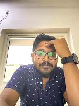 Snapshot of Yours_Teluguboii chatting on October 28, 2025, 7:29 am Yours Teluguboii online show from October 28, 2025, 7:29 am