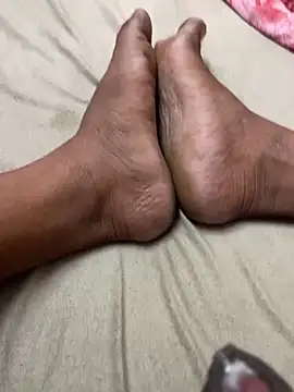 Snapshot of Yours_Teluguboii chatting on October 5, 2025, 6:04 am Yours Teluguboii online show from October 5, 2025, 6:04 am