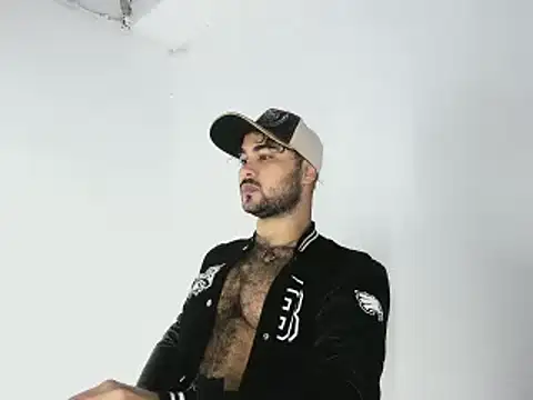 Sebas-hott online show from October 21, 2025, 10:53 pm