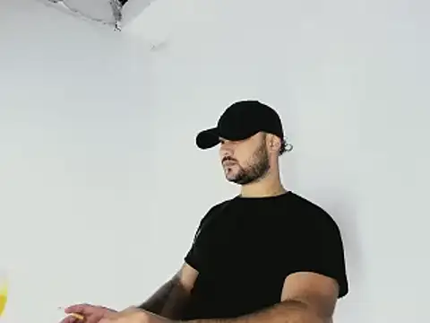 Sebas-hott online show from October 24, 2025, 10:42 pm