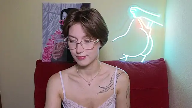 MalvinaBlum online show from July 9, 2026, 5:08 am