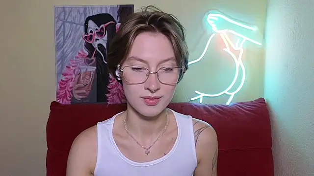 MalvinaBlum online show from July 16, 2026, 2:19 am
