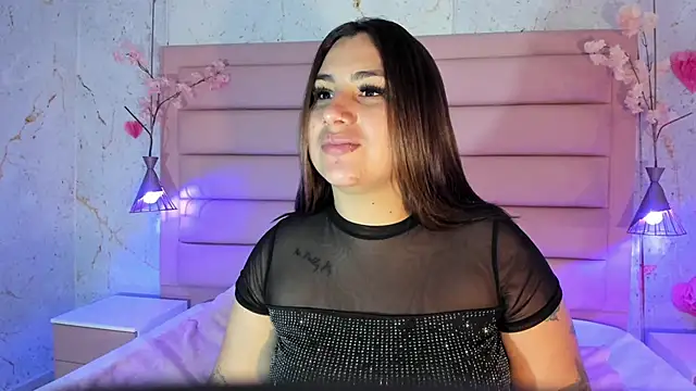 sabrinamilani online show from April 10, 2026, 3:13 am