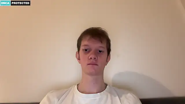 Snapshot of Cube933 chatting on November 12, 2025, 3:27 pm Cube933 online show from November 12, 2025, 3:27 pm