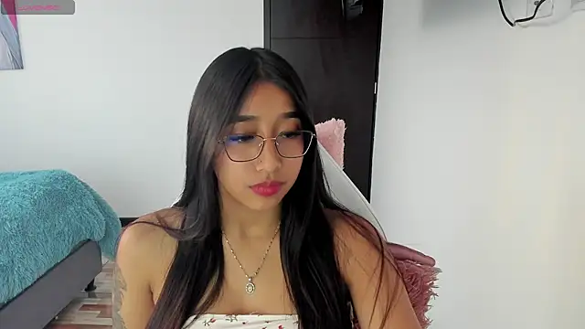 isa bellaa0 online show from February 26, 2025, 10:47 pm