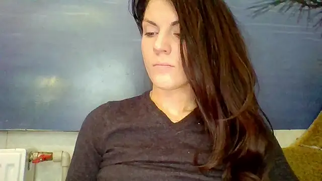 Snapshot of AliceTailor chatting on March 28, 2026, 9:32 am AliceTailor online show from March 28, 2026, 9:32 am