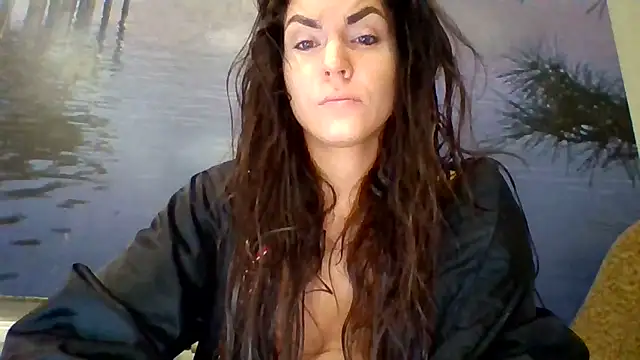 Snapshot of AliceTailor chatting on March 12, 2026, 5:17 pm AliceTailor online show from March 12, 2026, 5:17 pm