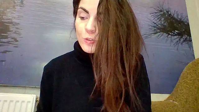 Snapshot of AliceTailor chatting on April 4, 2026, 4:57 pm AliceTailor online show from April 4, 2026, 4:57 pm