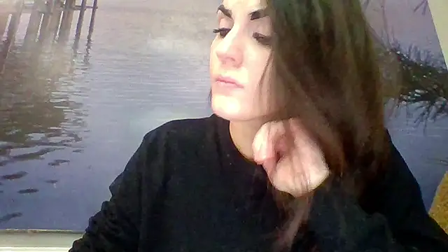 Snapshot of AliceTailor chatting on April 8, 2026, 10:11 pm AliceTailor online show from April 8, 2026, 10:11 pm