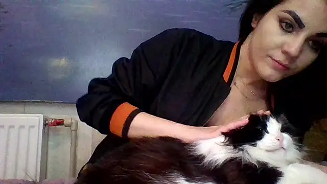 Snapshot of AliceTailor chatting on April 15, 2026, 9:37 pm AliceTailor online show from April 15, 2026, 9:37 pm