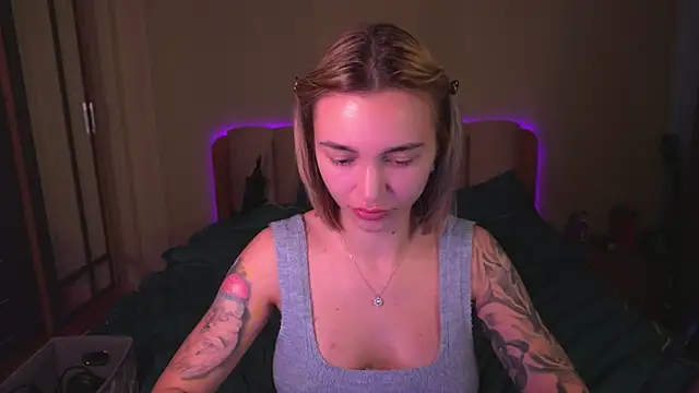 Teo Rose online show from March 13, 2025, 9:21 am