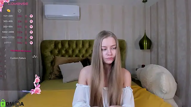 Polumna cute online show from December 17, 2025, 11:15 am