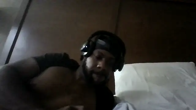 Edwardsbrittany1991 online show from March 27, 2026, 12:28 pm