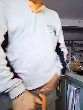 MATTIS11 online show from December 31, 2024, 8:15 am