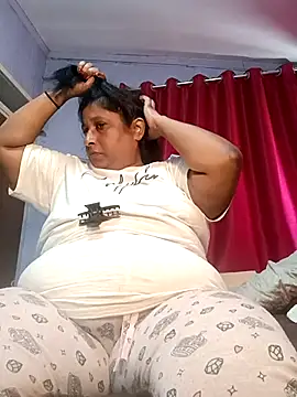 Snapshot of raniofsex02 chatting on February 24, 2026, 12:28 pm raniofsex02 online show from February 24, 2026, 12:28 pm