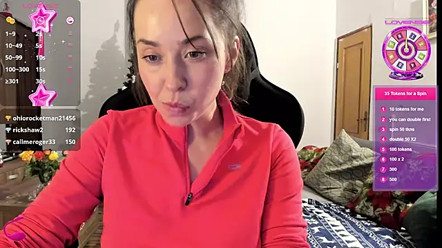 Snapshot of PlayfulGoddess chatting on February 12, 2025, 6:40 pm PlayfulGoddess online show from February 12, 2025, 6:40 pm