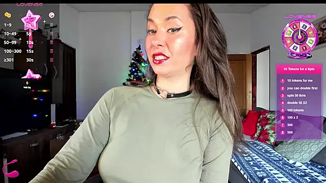 Snapshot of PlayfulGoddess chatting on January 21, 2025, 12:29 pm PlayfulGoddess online show from January 21, 2025, 12:29 pm