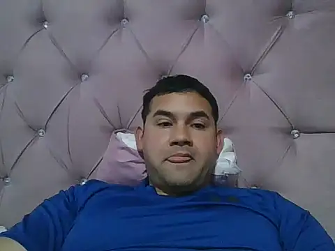 Maximil56 online show from July 17, 2026, 4:59 pm