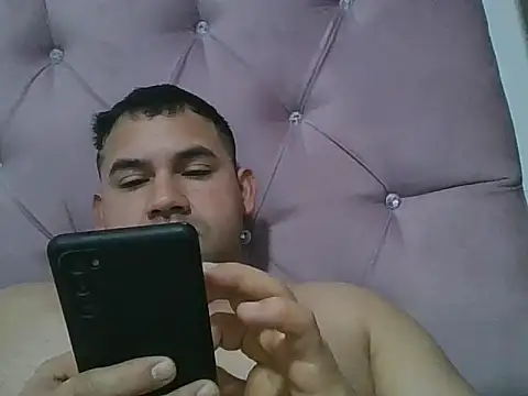 Maximil56 online show from July 25, 2026, 1:39 pm