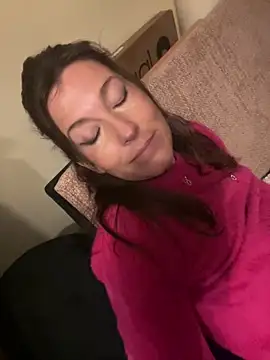 Lwhite1 online show from December 15, 2025, 4:57 pm