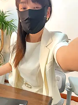 Annabody online show from November 28, 2025, 8:36 am