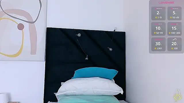 littleebonny online show from July 15, 2026, 12:56 pm