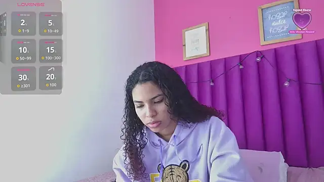 littleebonny online show from February 18, 2026, 12:45 pm