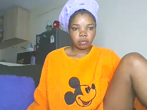 Snapshot of sweet_bigclit chatting on March 4, 2026, 5:15 am sweet bigclit online show from March 4, 2026, 5:15 am