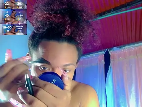 KayleighDreams  online show from September 25, 2025, 4:18 am