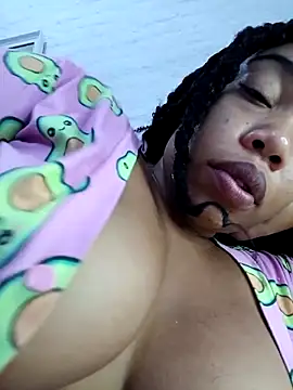 Snapshot of isabellehaynes chatting on February 14, 2026, 12:16 pm isabellehaynes online show from February 14, 2026, 12:16 pm