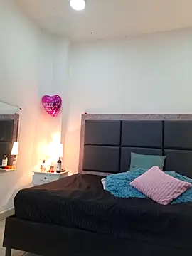 Aslhyn Gomez online show from March 5, 2026, 8:38 pm