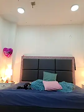 Aslhyn Gomez online show from February 27, 2026, 7:57 pm