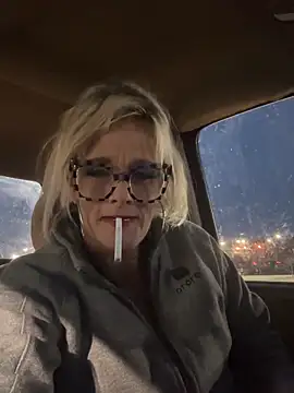 vixendoll87 online show from February 23, 2026, 11:49 pm