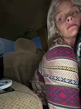 vixendoll87 online show from January 7, 2026, 11:10 pm