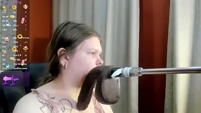 AuroraDemoni online show from March 6, 2026, 6:41 am