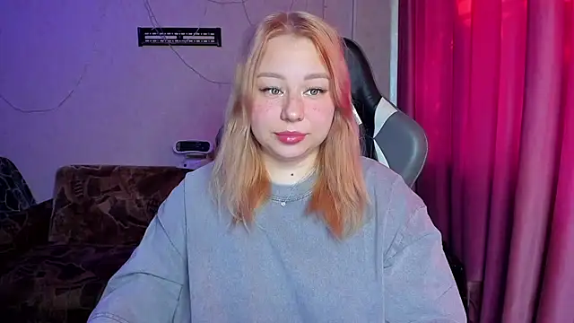 Milafoxxxy online show from October 9, 2025, 2:12 am